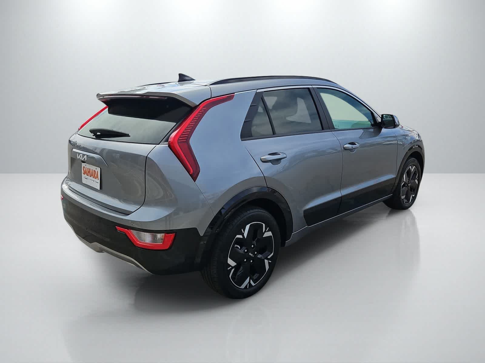 Thumbnail: 2024 Kia Niro - 11