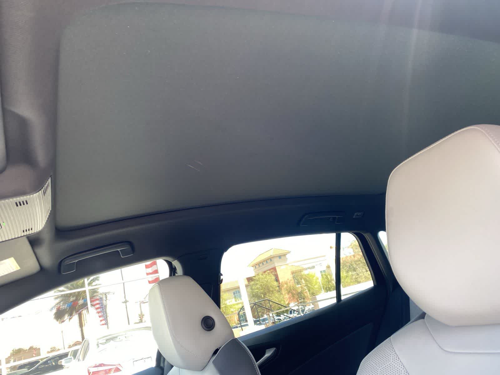 Thumbnail: 2022 Volkswagen ID.4 - 12