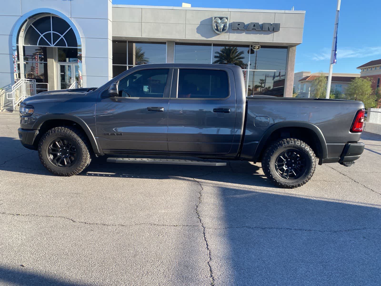 Thumbnail: 2025 RAM 1500 - 10