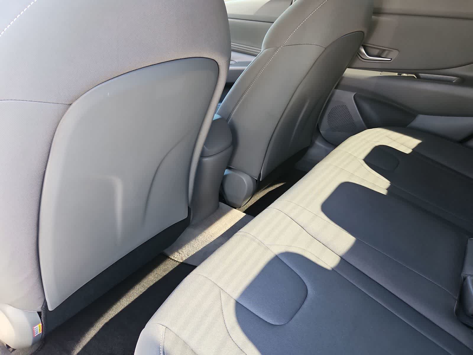 Thumbnail: 2023 Hyundai Elantra - 18