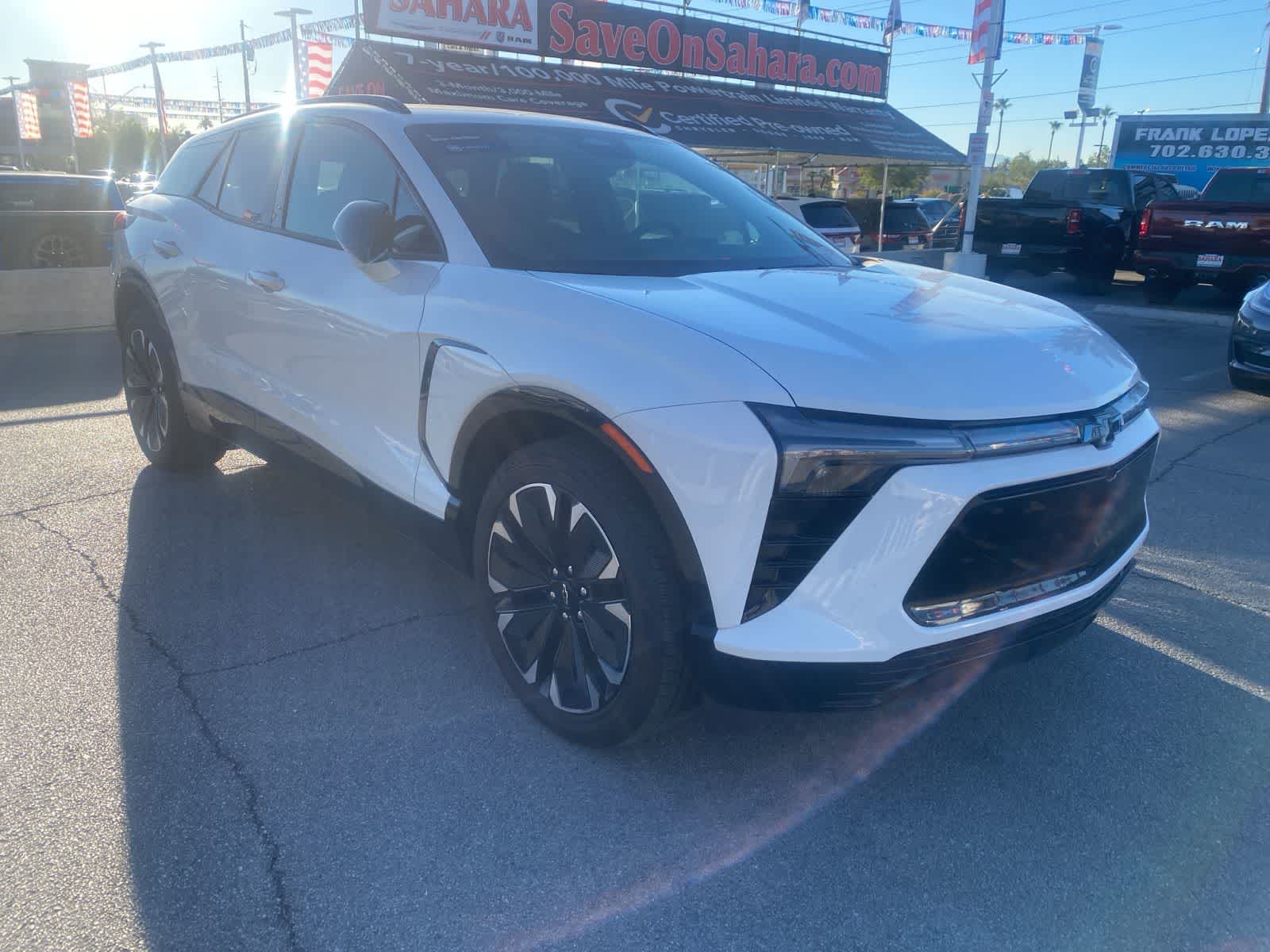 Thumbnail: 2024 Chevrolet Blazer EV - 3