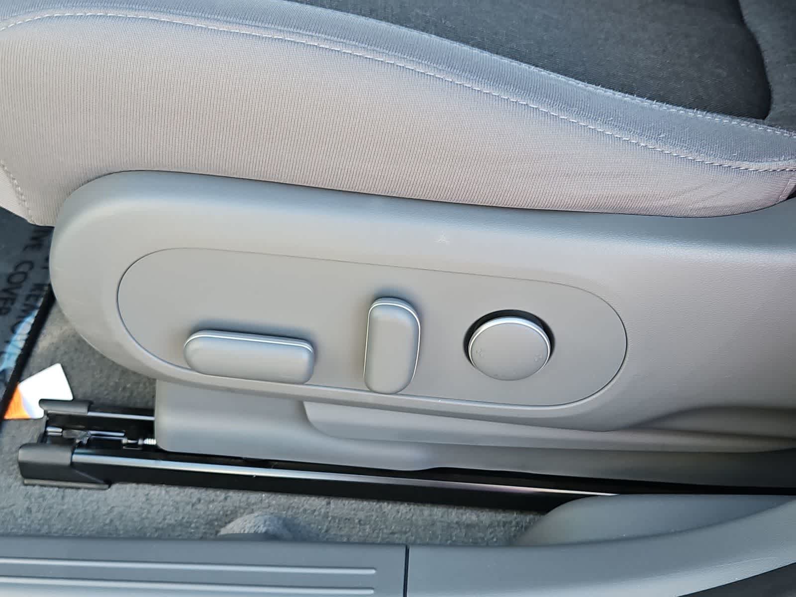 Thumbnail: 2024 Hyundai Ioniq 5 - 18