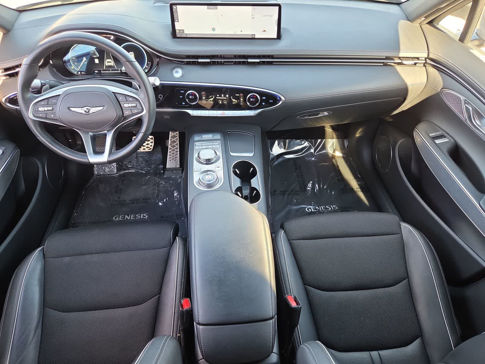 Thumbnail: 2023 Genesis GV70 - 16