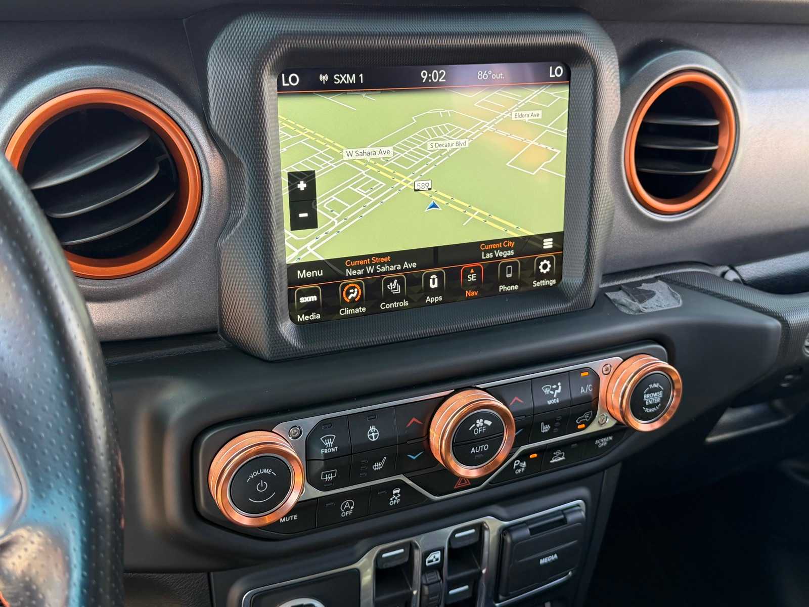 Thumbnail: 2021 Jeep Gladiator - 20