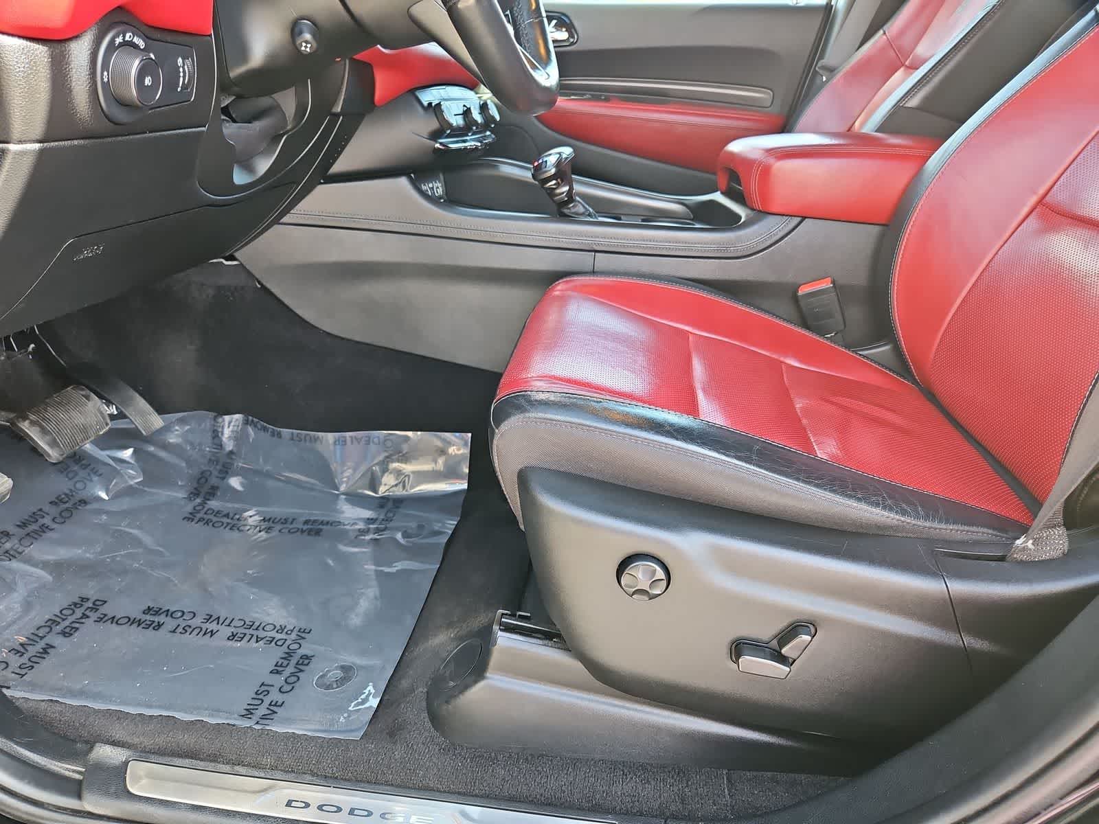 Thumbnail: 2022 Dodge Durango - 16