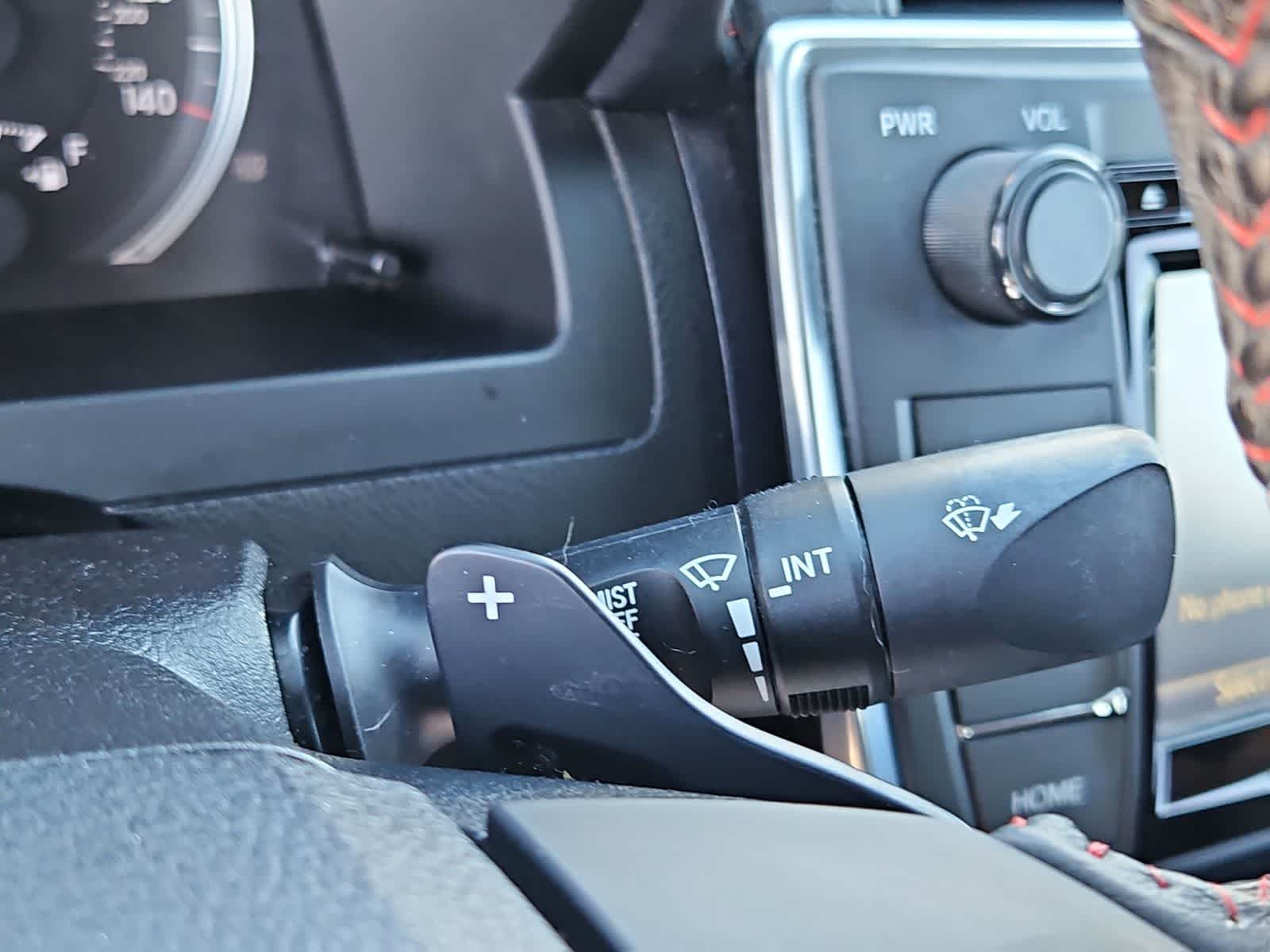 Thumbnail: 2017 Toyota Camry - 27