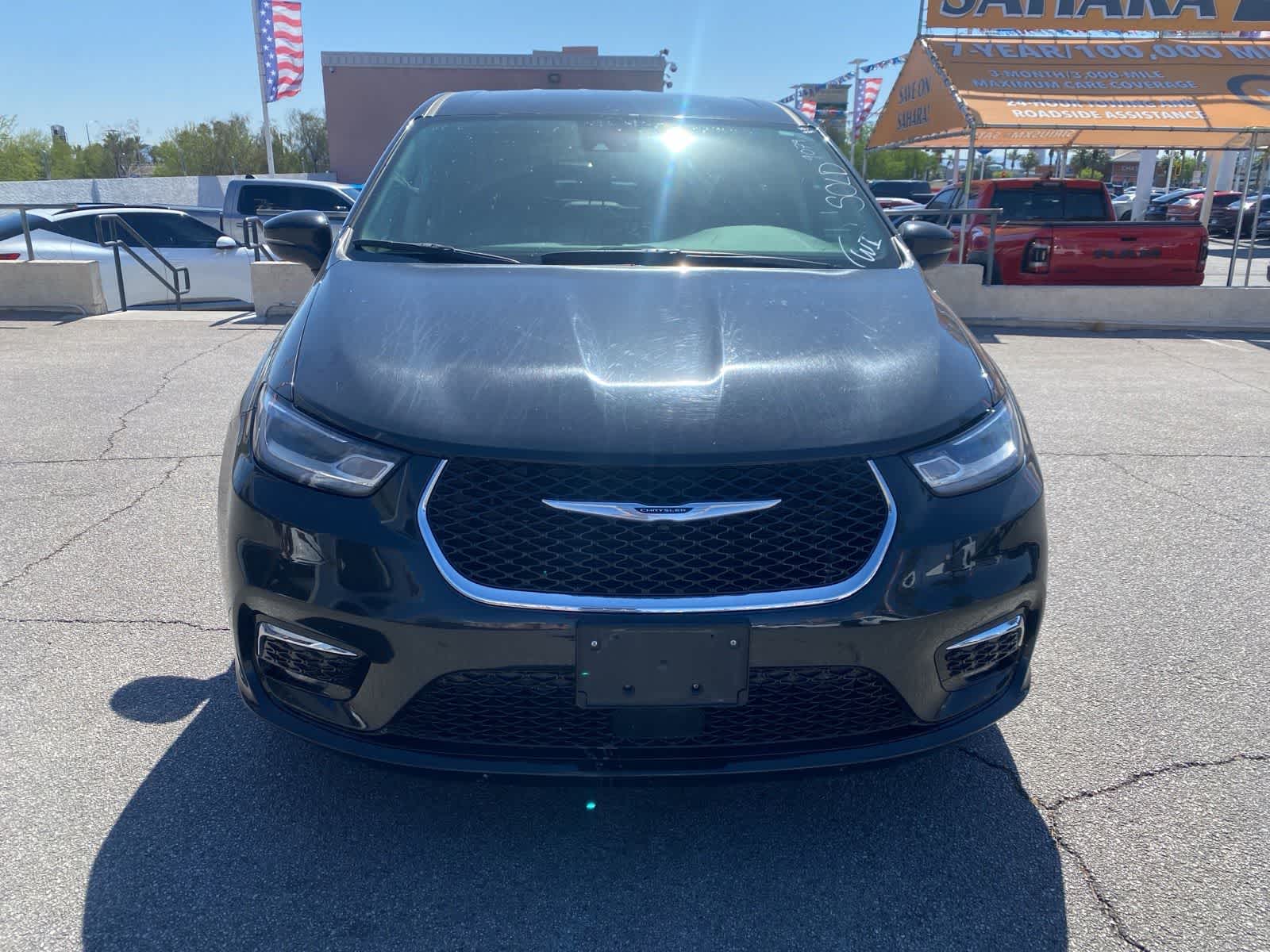 Thumbnail: 2023 Chrysler Pacifica - 2