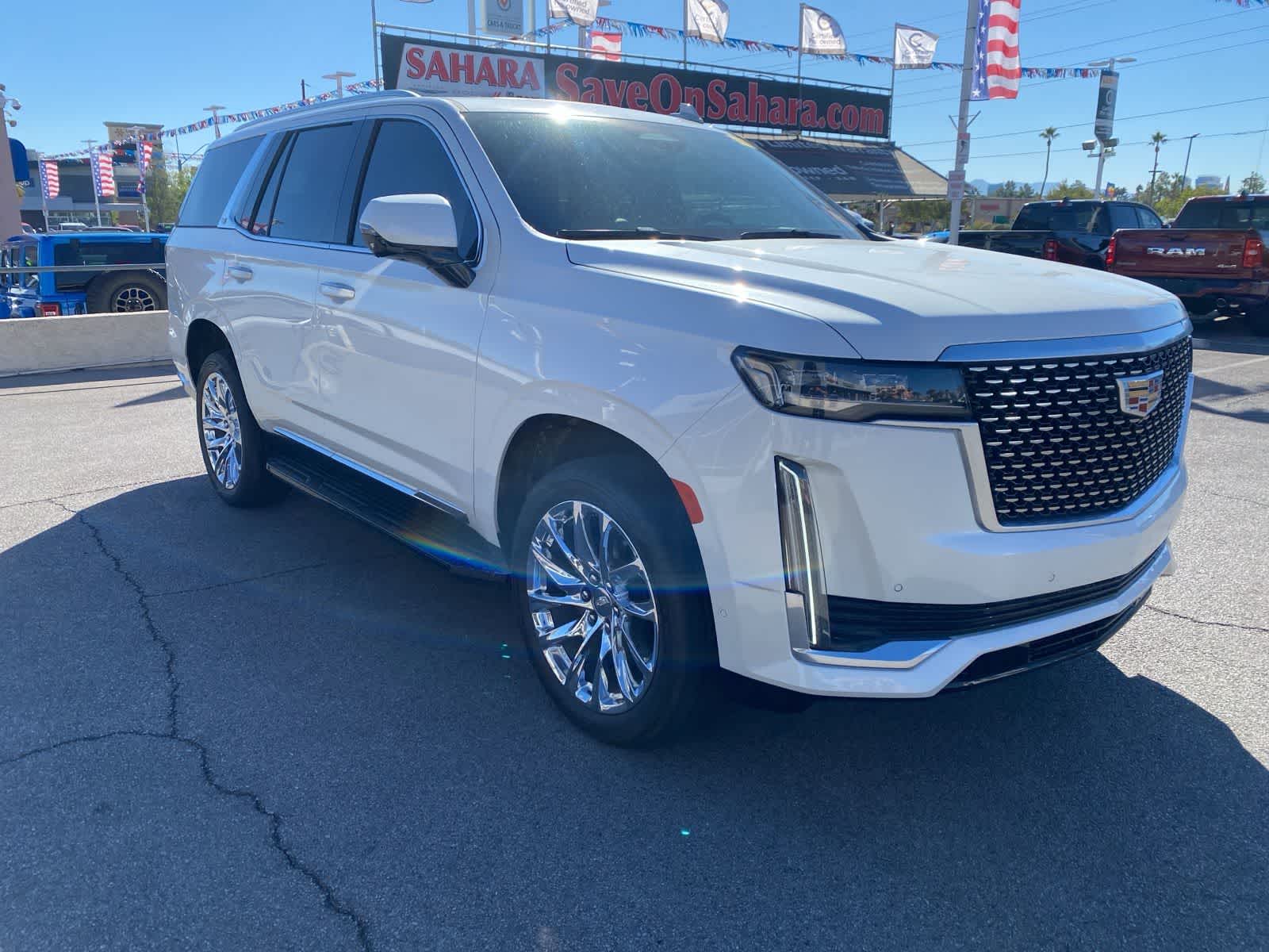 Thumbnail: 2022 Cadillac Escalade - 3