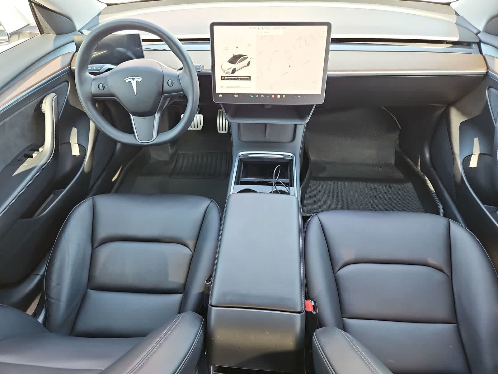 Thumbnail: 2022 Tesla Model 3 - 14