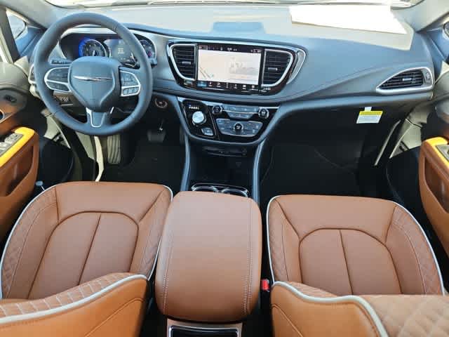 Thumbnail: 2026 Chrysler Pacifica - 15