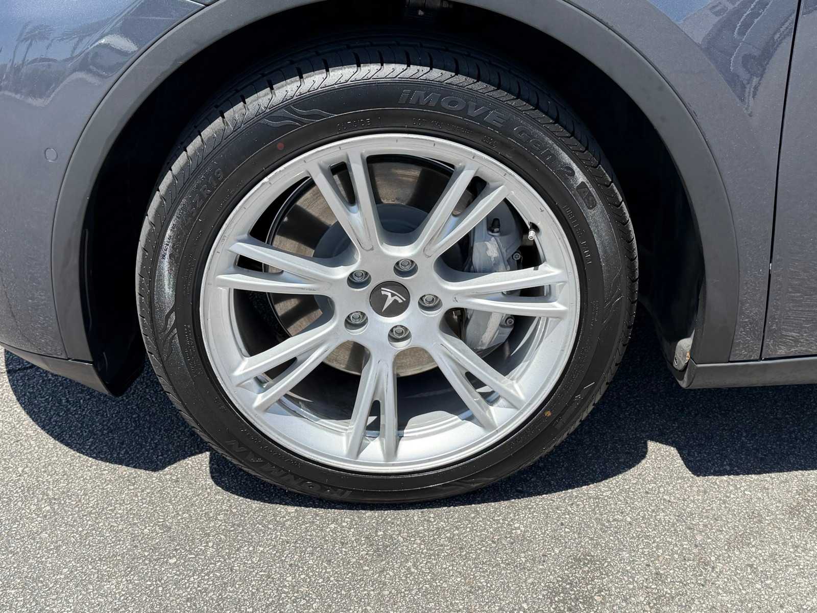 Thumbnail: 2021 Tesla Model Y - 32