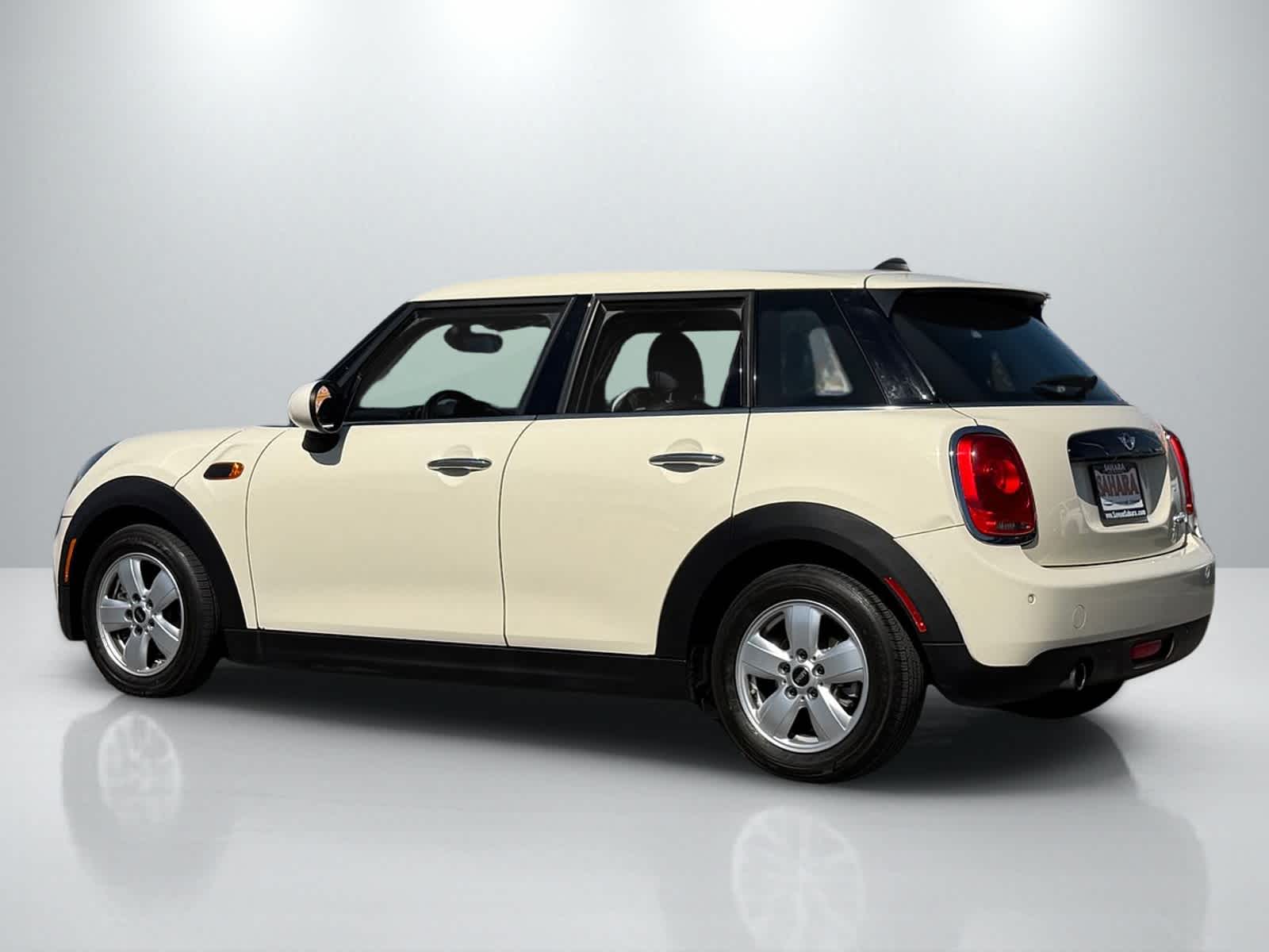 Thumbnail: 2018 MINI Cooper Hardtop - 4
