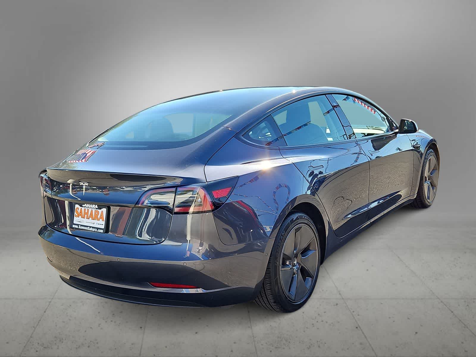 Thumbnail: 2021 Tesla Model 3 - 9