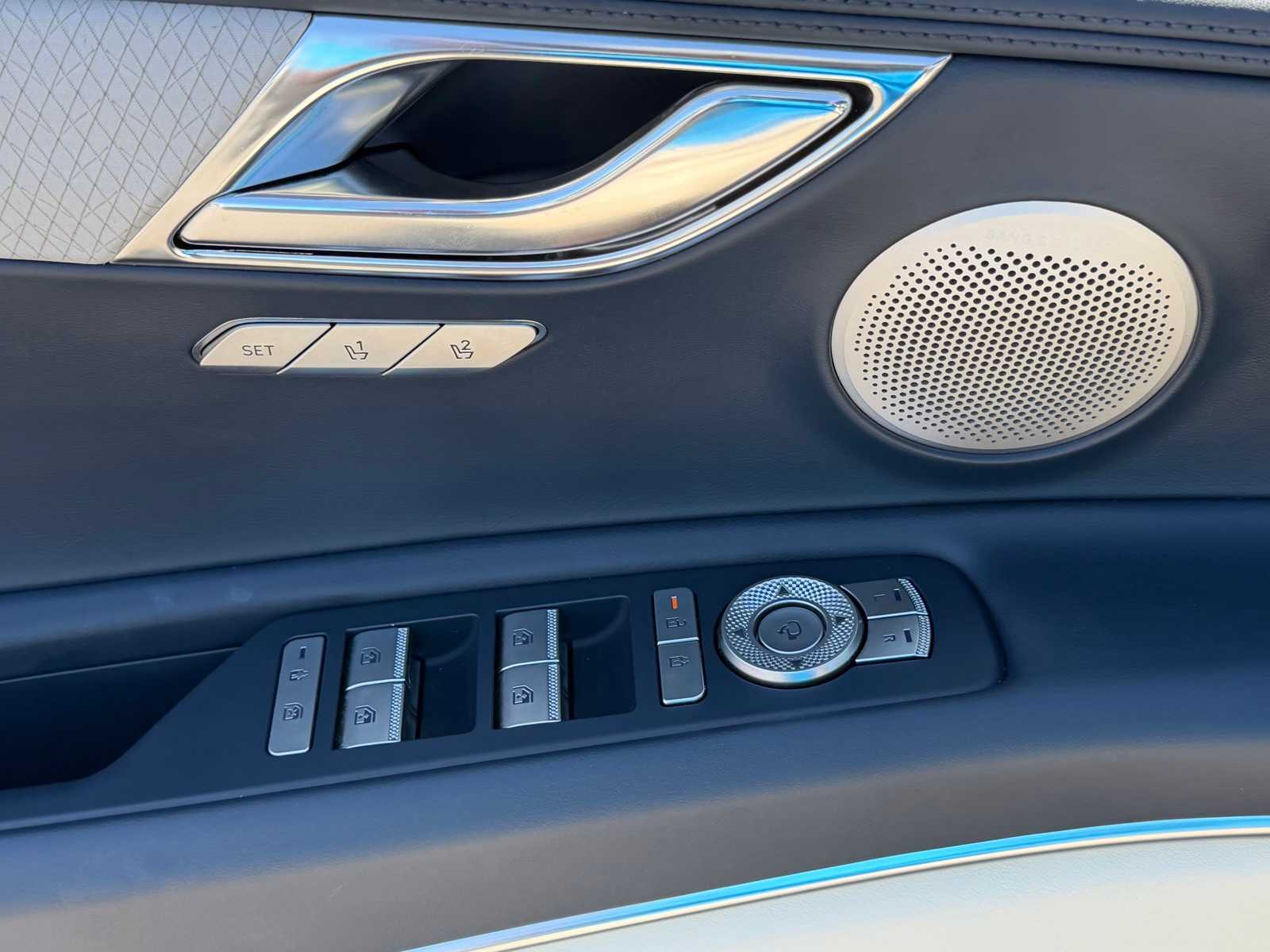 Thumbnail: 2025 Genesis GV80 - 22