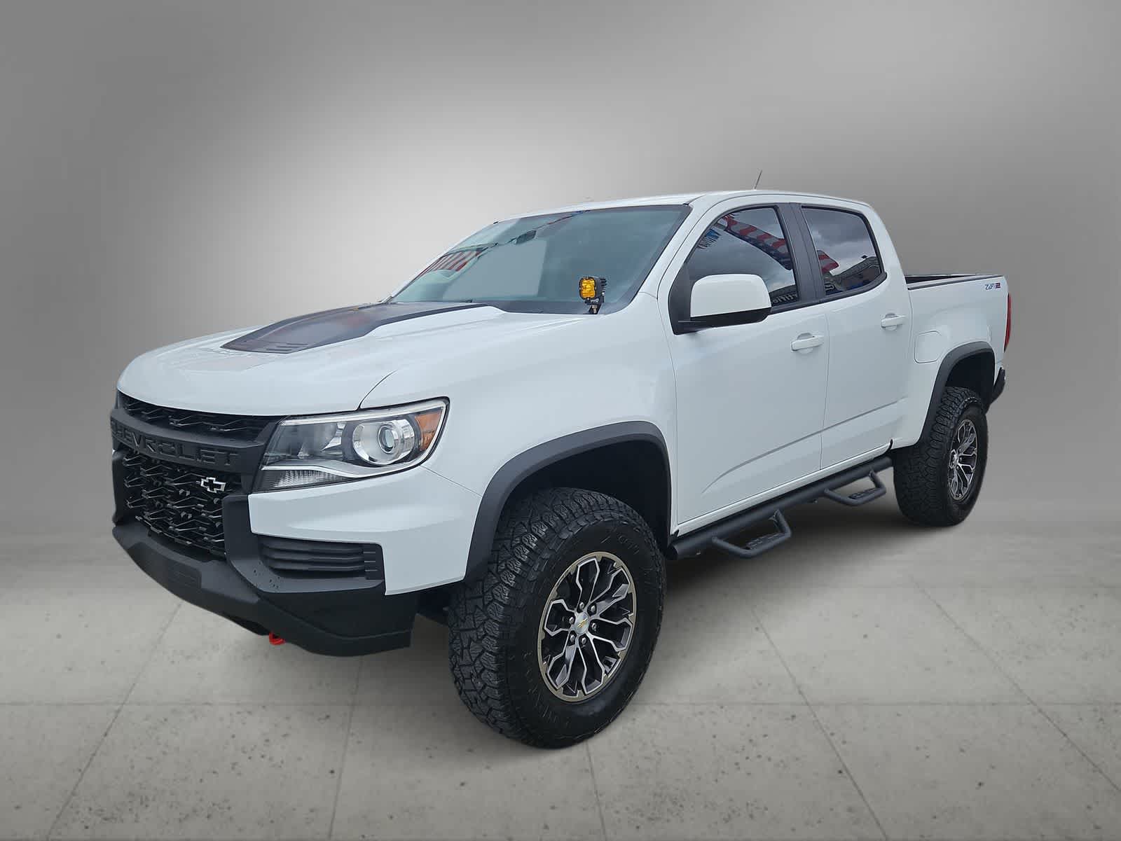 Thumbnail: 2021 Chevrolet Colorado - 4