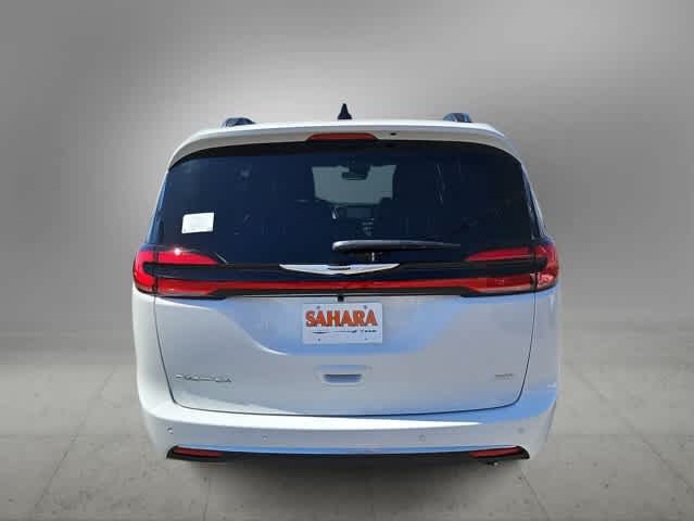 Thumbnail: 2026 Chrysler Pacifica - 7