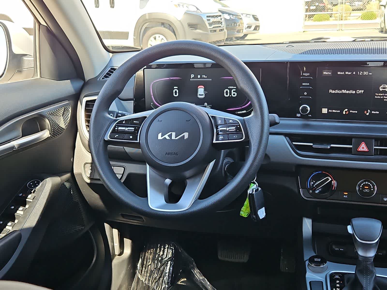 Thumbnail: 2024 Kia Seltos - 21