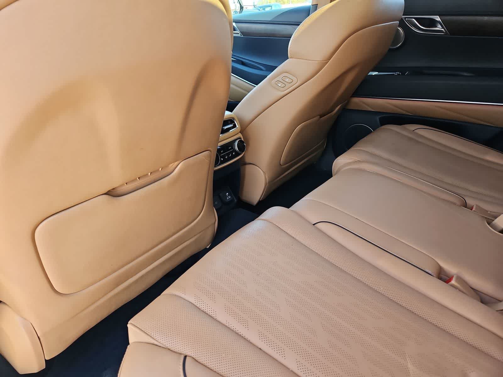 Thumbnail: 2023 Genesis GV80 - 19