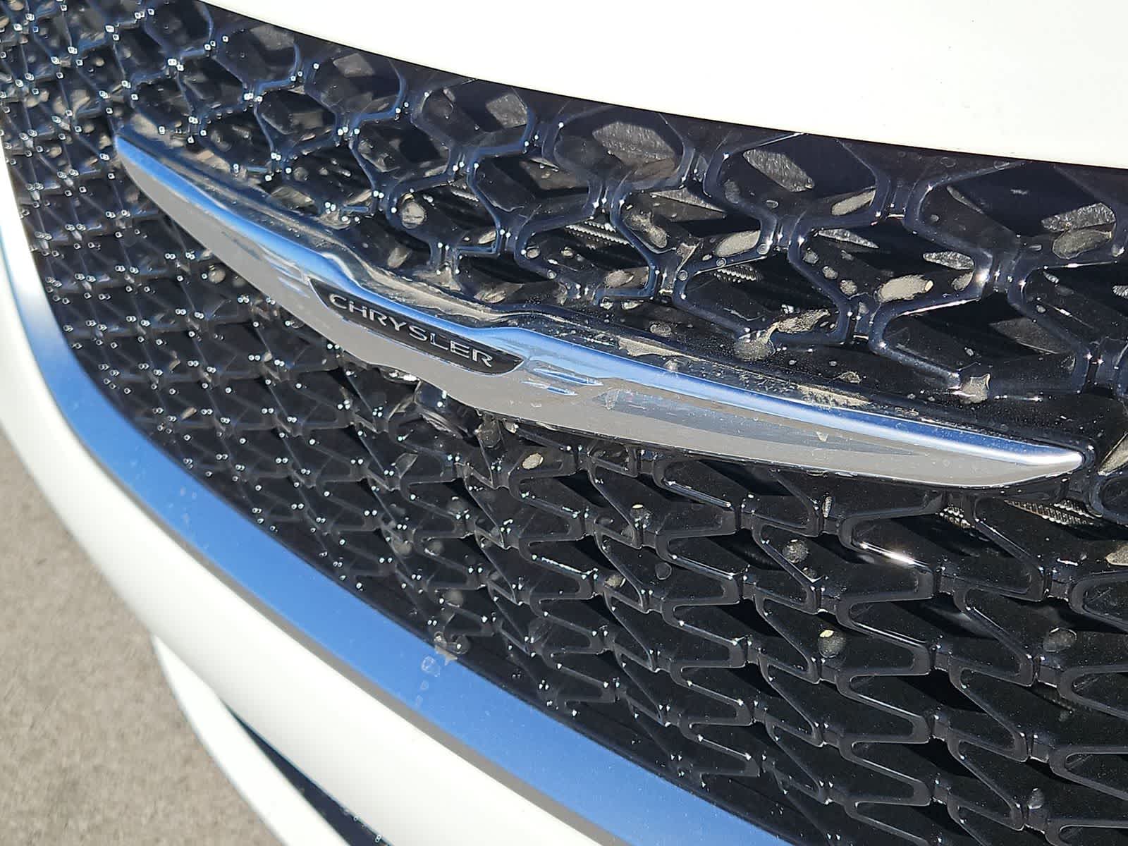 Thumbnail: 2026 Chrysler Pacifica - 11