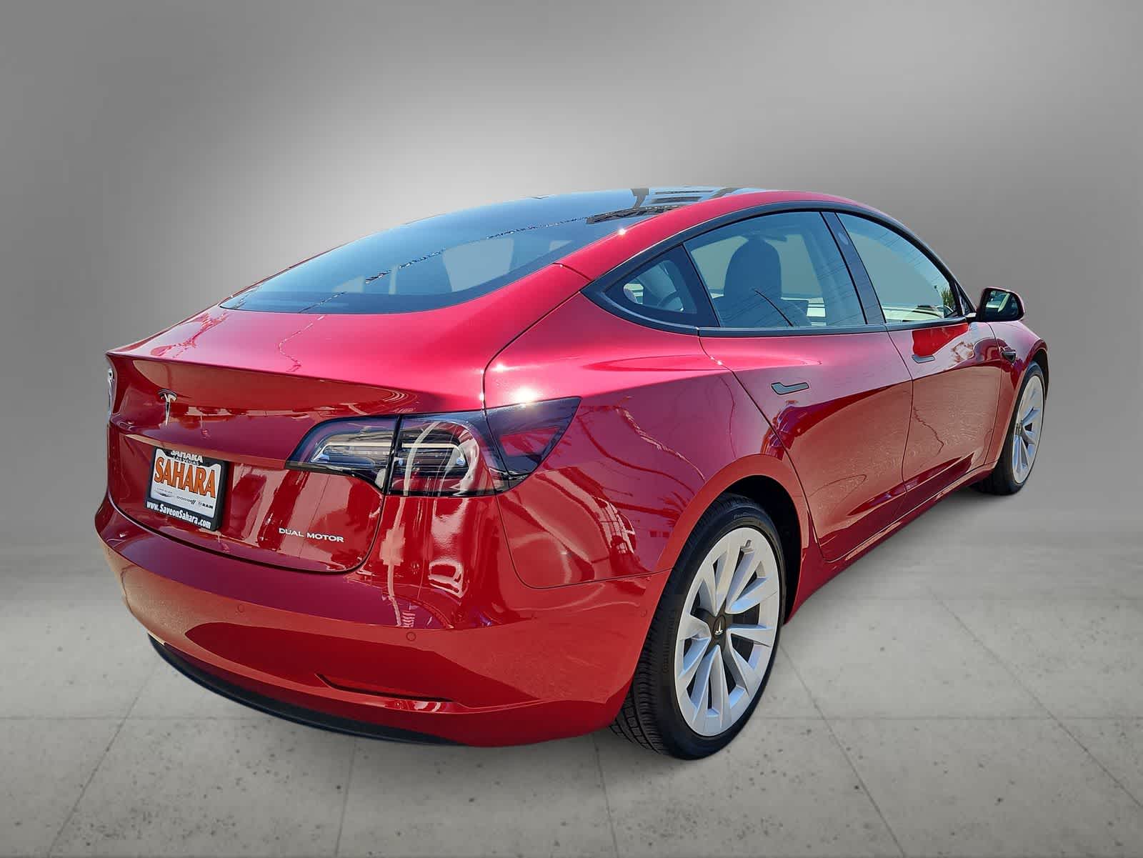 Thumbnail: 2021 Tesla Model 3 - 8