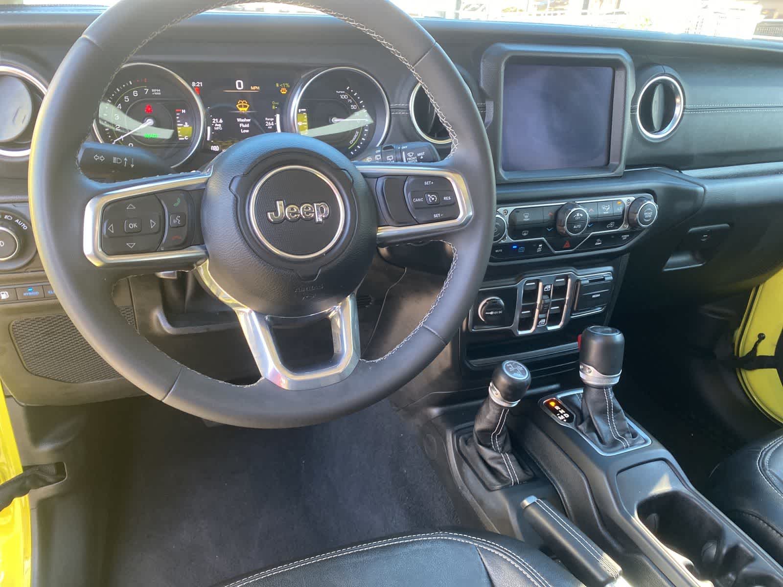 2023 Jeep Wrangler Sahara 10