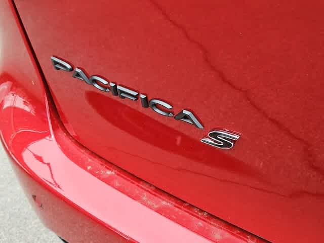 Thumbnail: 2026 Chrysler Pacifica - 12