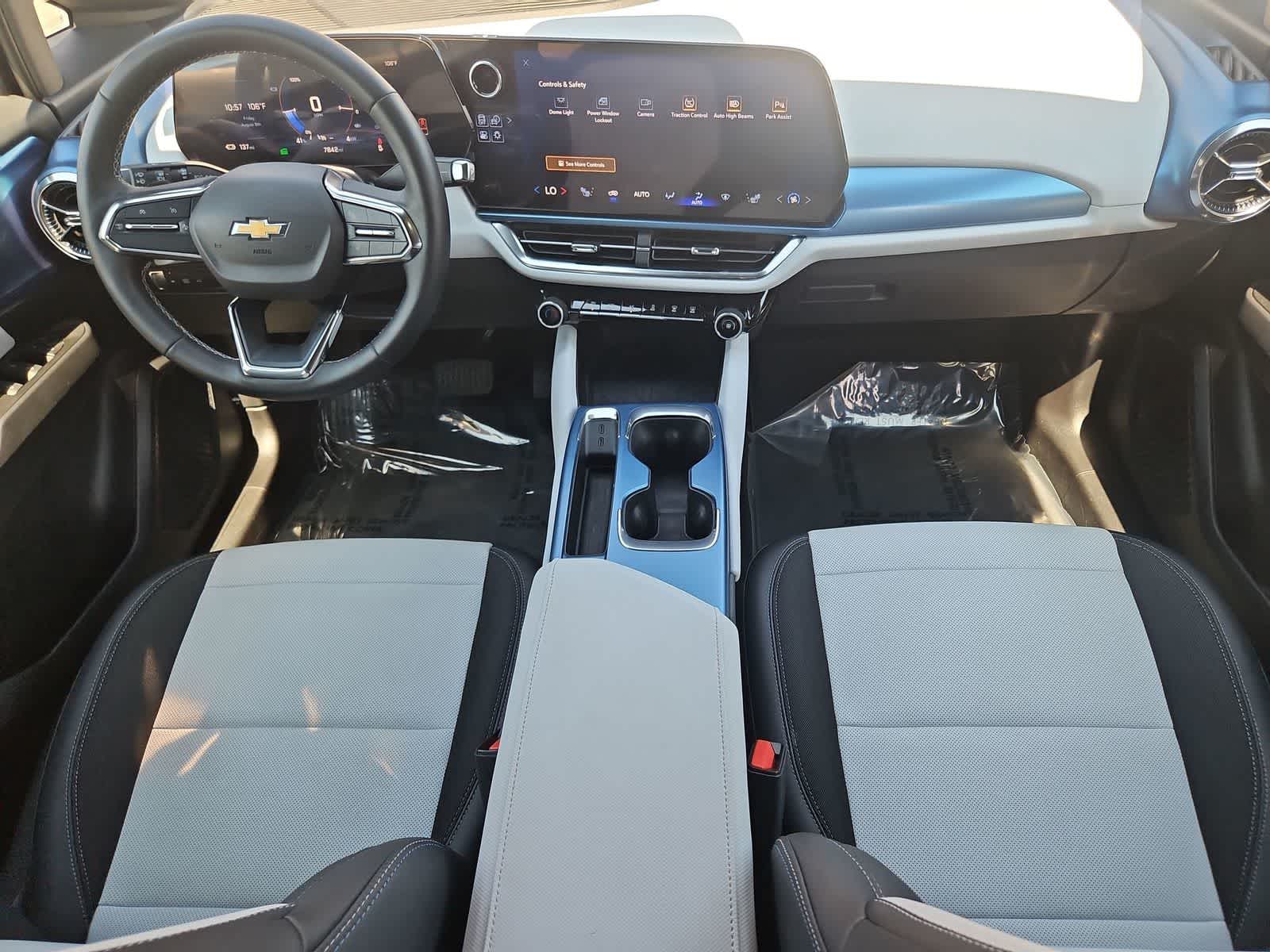 Thumbnail: 2024 Chevrolet Equinox - 14
