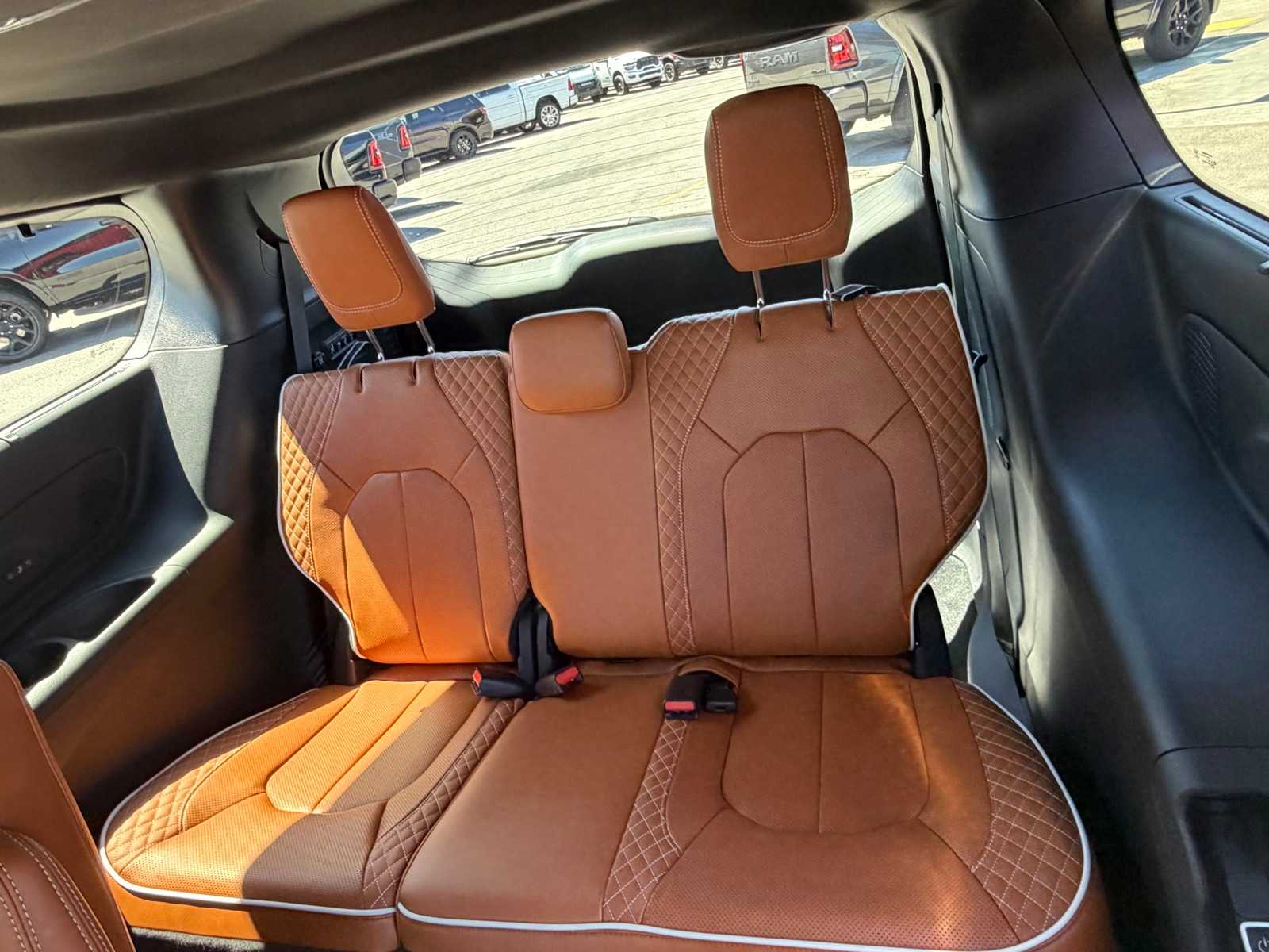 Thumbnail: 2026 Chrysler Pacifica - 26