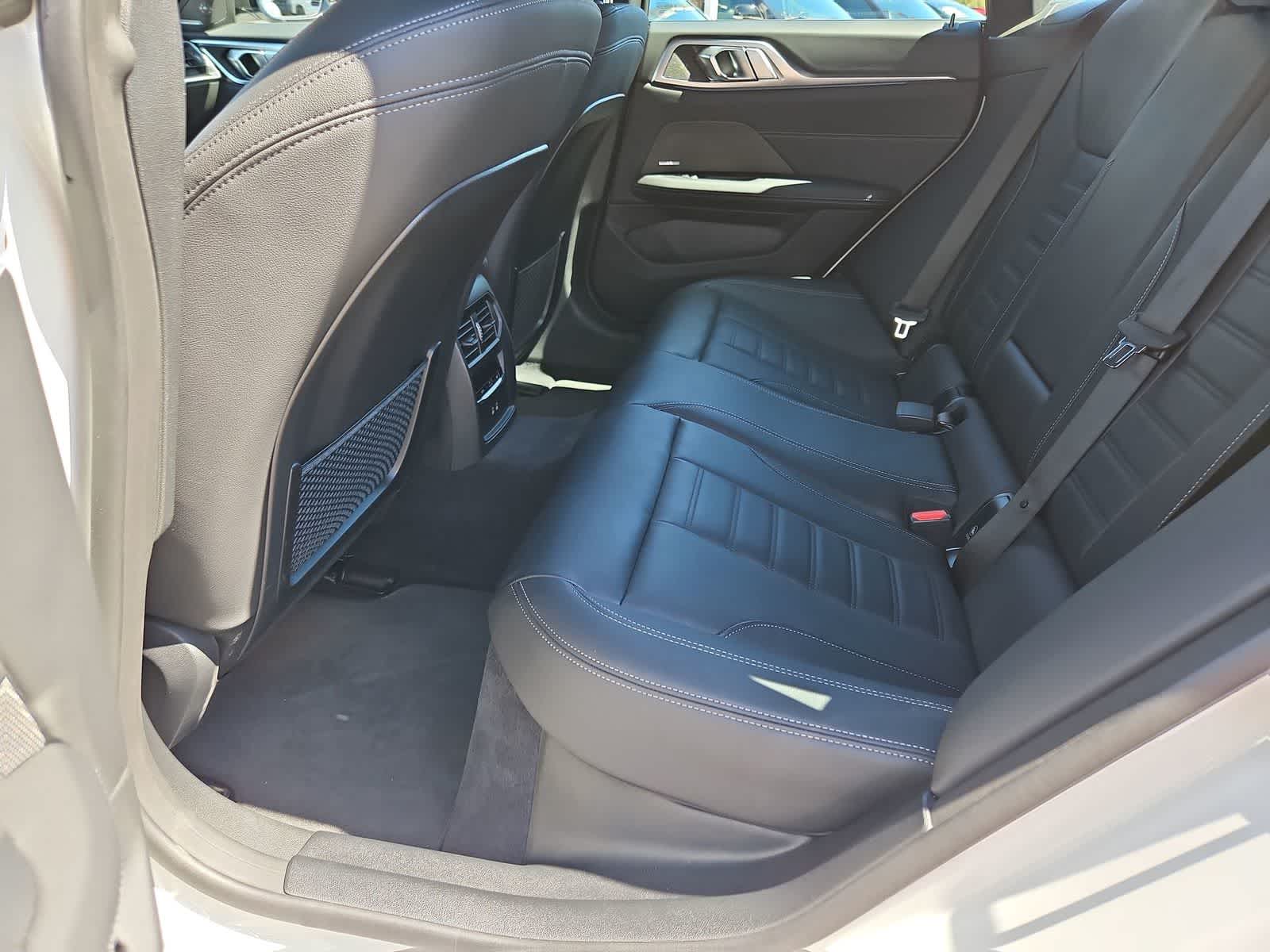 Thumbnail: 2023 BMW i4 - 18