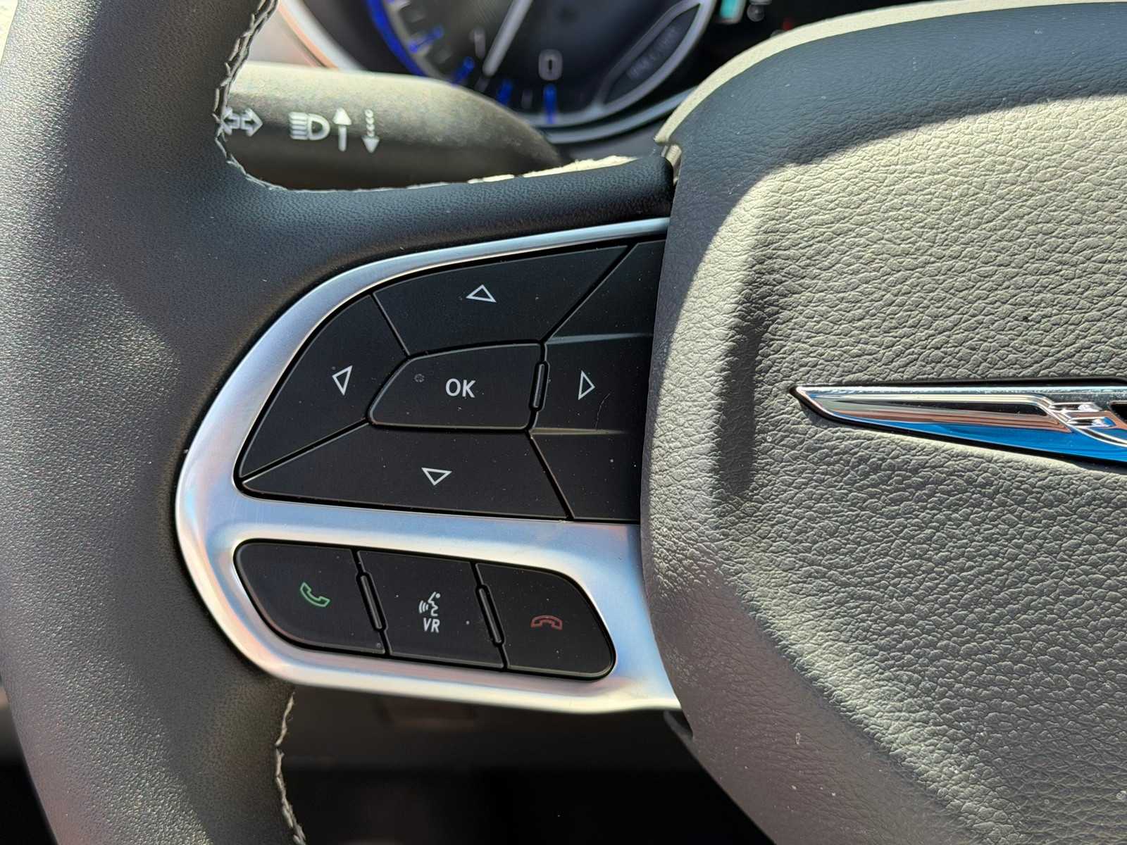 Thumbnail: 2026 Chrysler Pacifica - 15