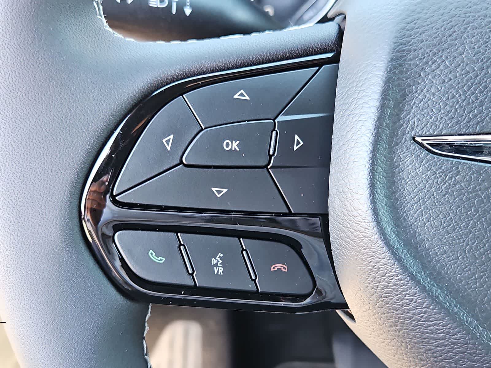 Thumbnail: 2026 Chrysler Pacifica - 23