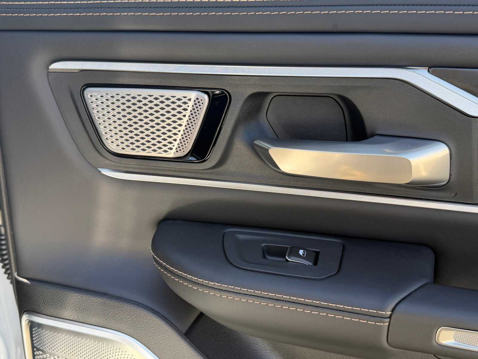 Thumbnail: 2026 RAM 1500 - 26