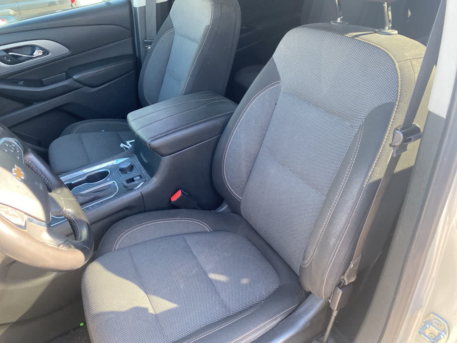 Thumbnail: 2019 Chevrolet Traverse - 11