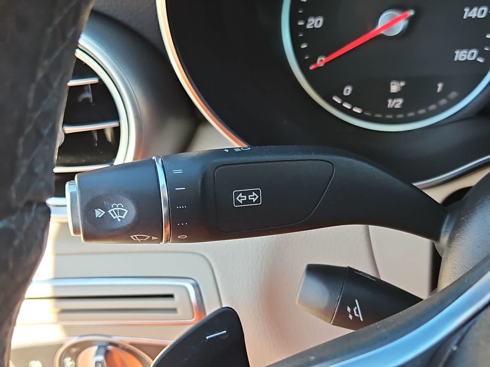 Thumbnail: 2019 Mercedes-Benz C-Class - 26