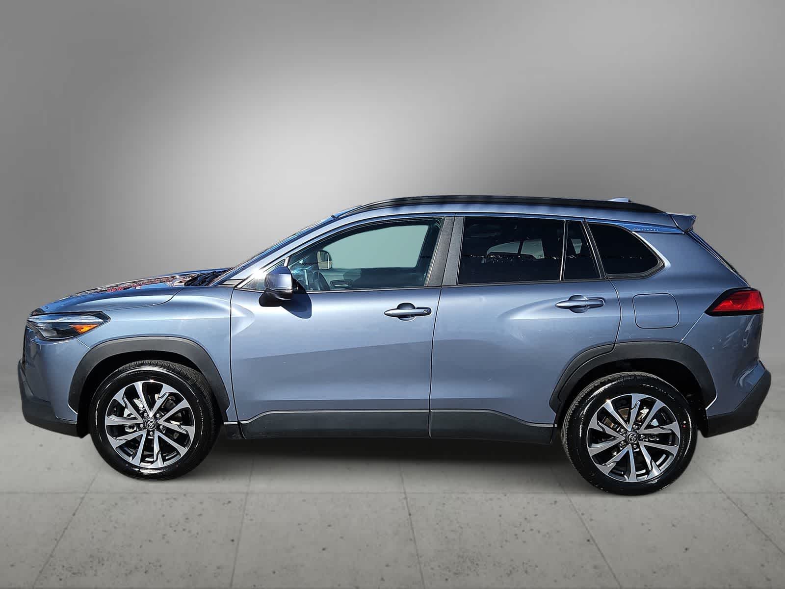 Thumbnail: 2023 Toyota Corolla Cross - 6