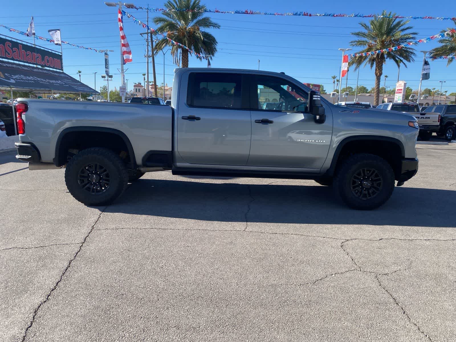 Thumbnail: 2024 Chevrolet Silverado 2500 - 4