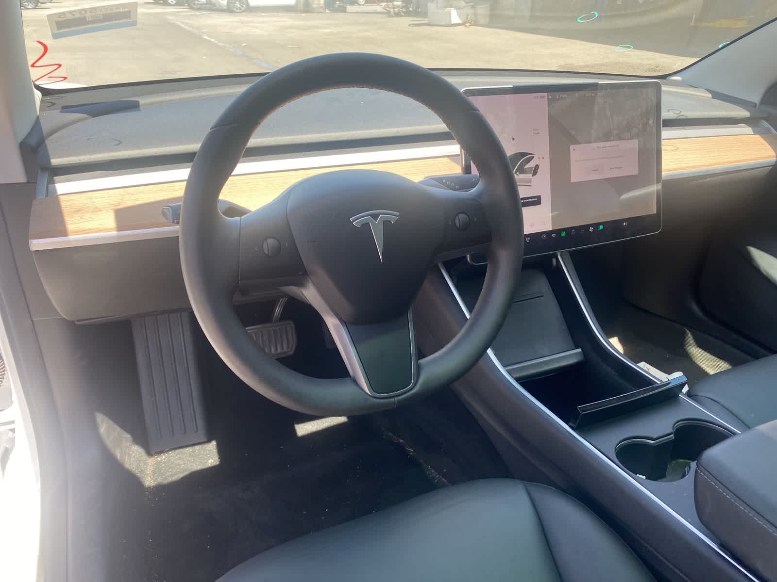 Thumbnail: 2019 Tesla Model 3 - 11