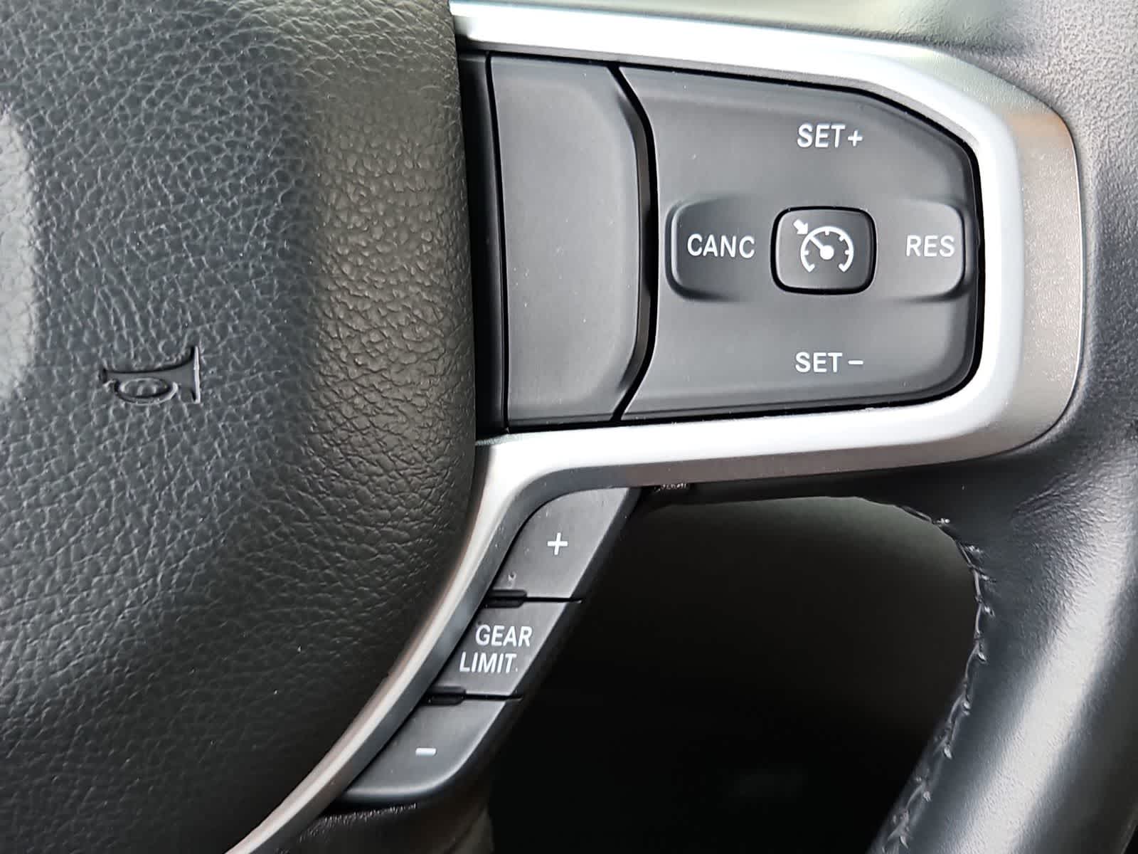 Thumbnail: 2023 RAM 1500 - 25