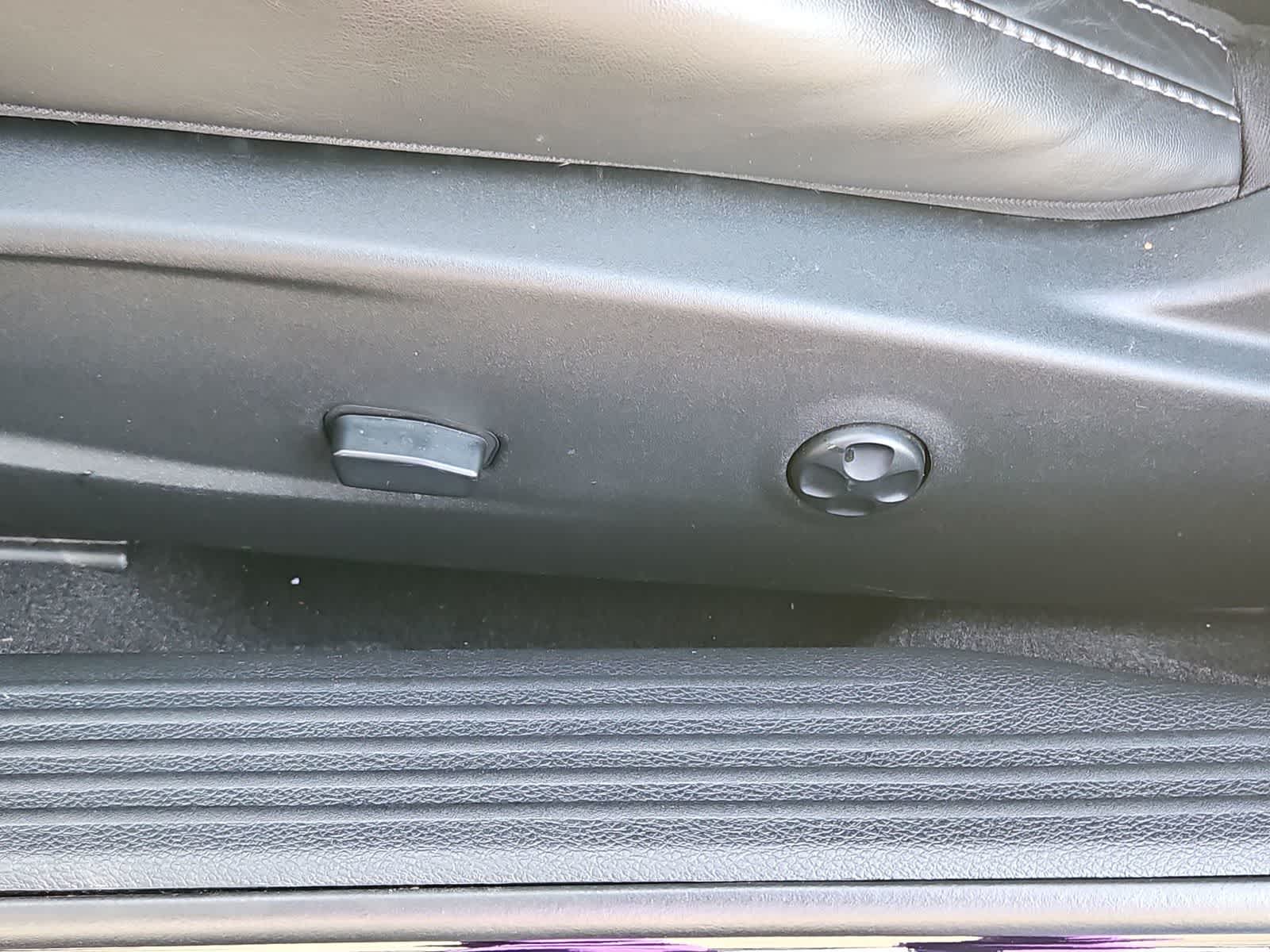 Thumbnail: 2019 Dodge Challenger - 17