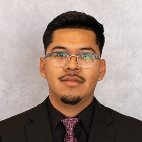 Staff member Emmanuel Juarez   from ID_07bbbc83ebb8