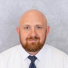 Staff member Raymond Lacey  from ID_07bbbc83ebb8