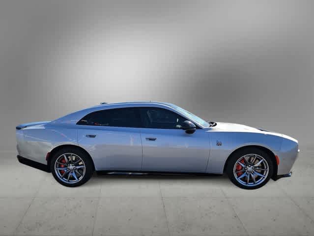 2026 Dodge Charger Daytona Scat Pack - Photo 9