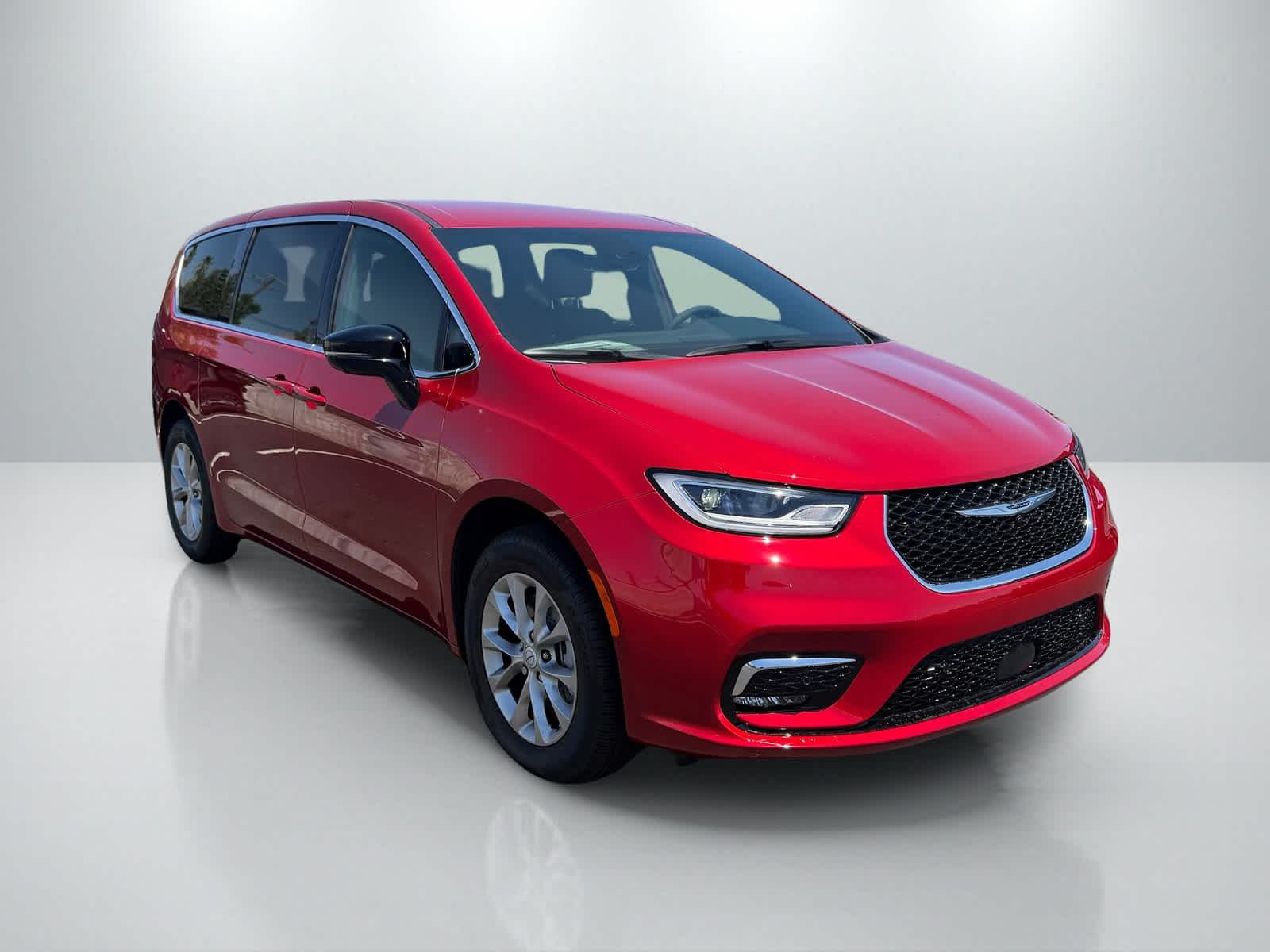 Thumbnail: 2026 Chrysler Pacifica - 7