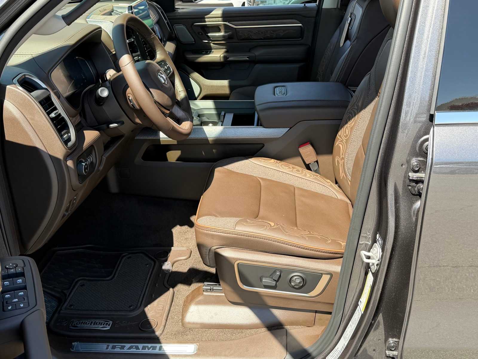 Thumbnail: 2026 RAM 1500 - 22