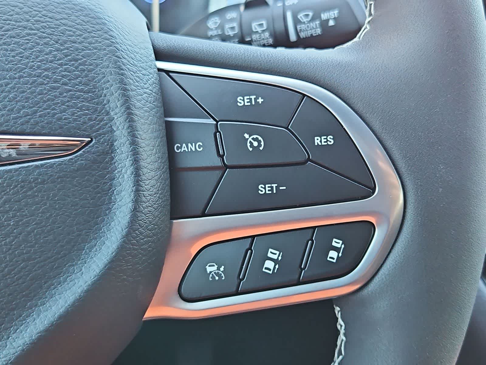 Thumbnail: 2026 Chrysler Pacifica - 24