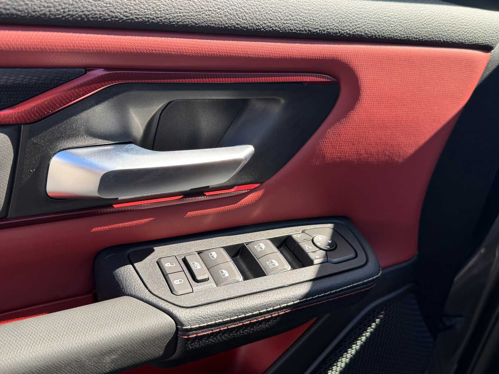 Thumbnail: 2026 RAM 1500 - 29