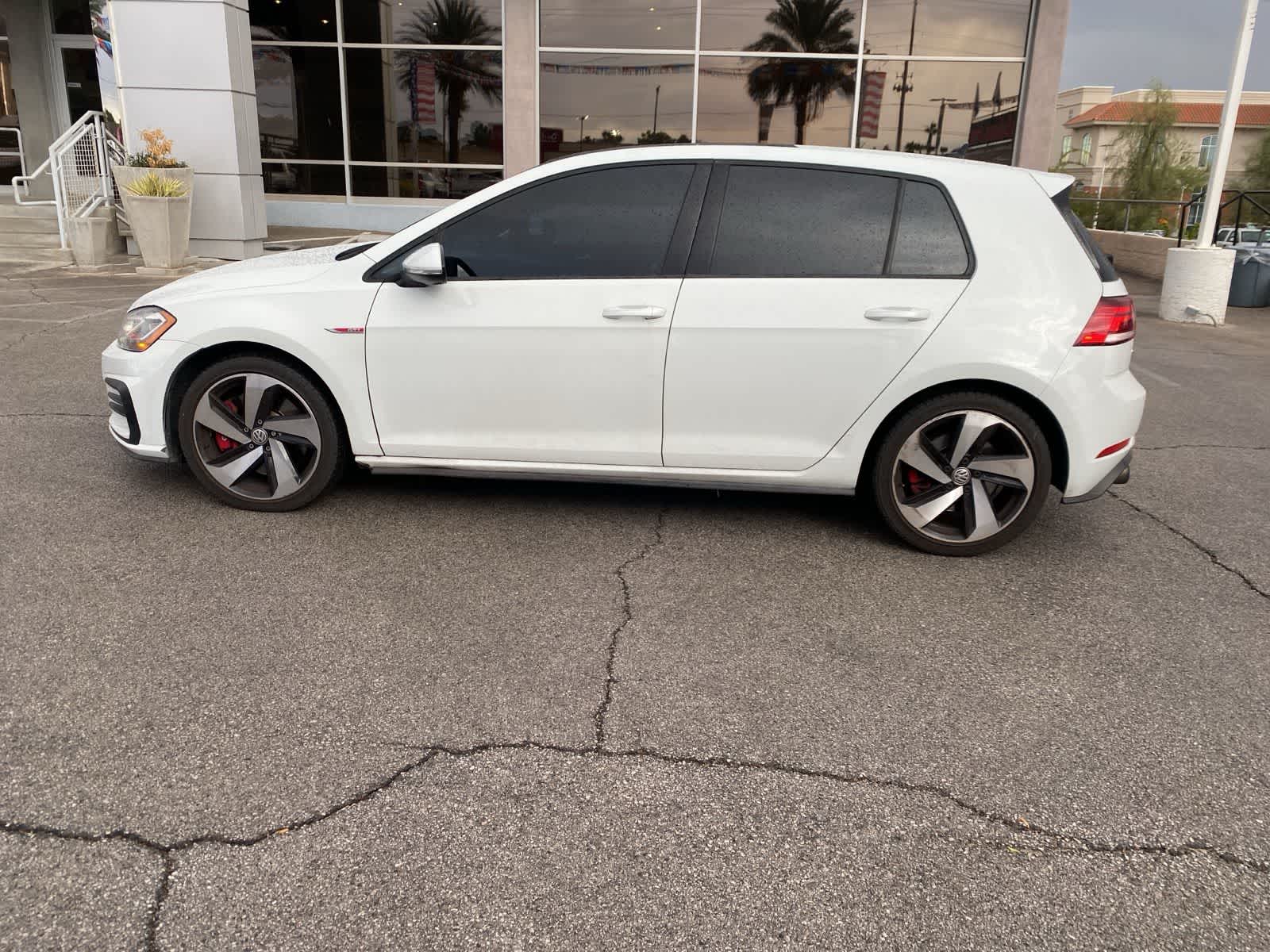 Thumbnail: 2018 Volkswagen Golf - 10