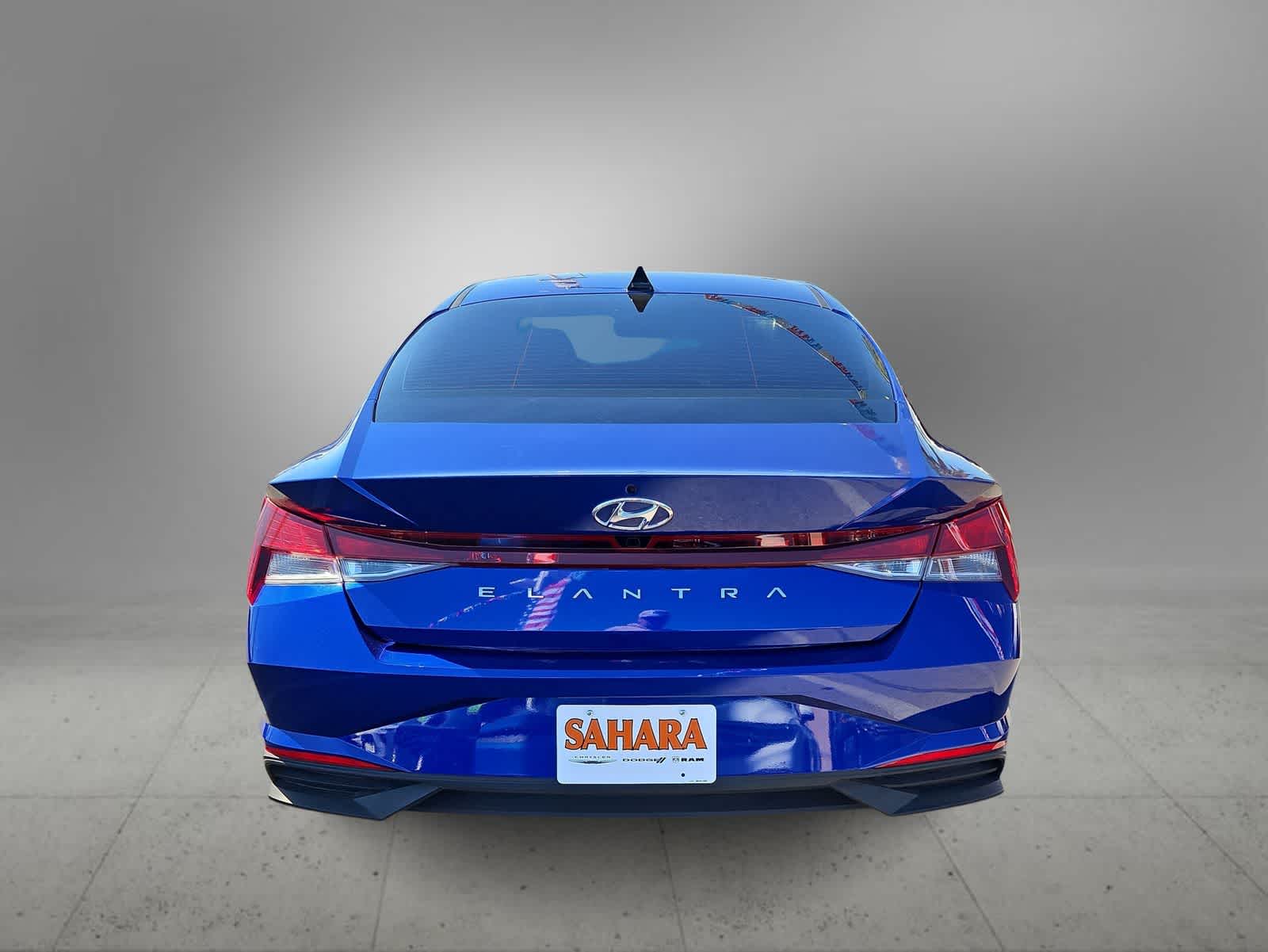 Thumbnail: 2023 Hyundai Elantra - 8