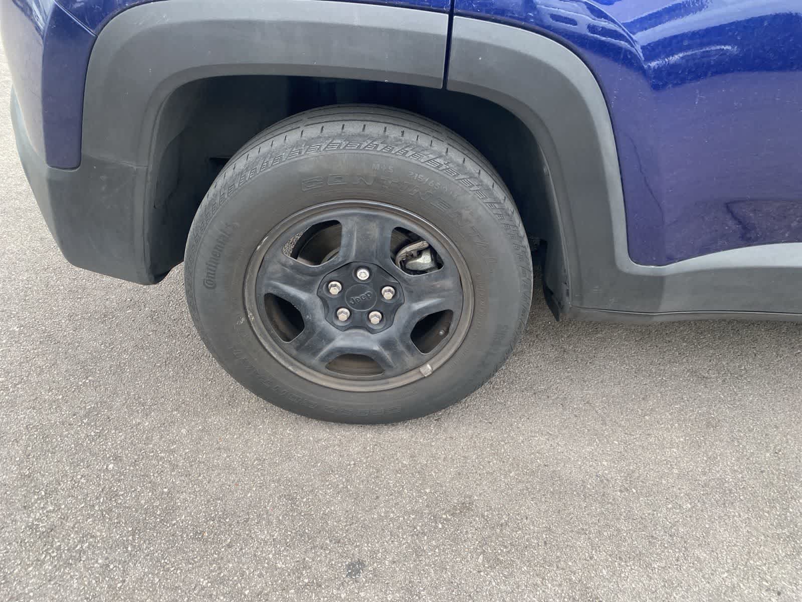 Thumbnail: 2019 Jeep Renegade - 5