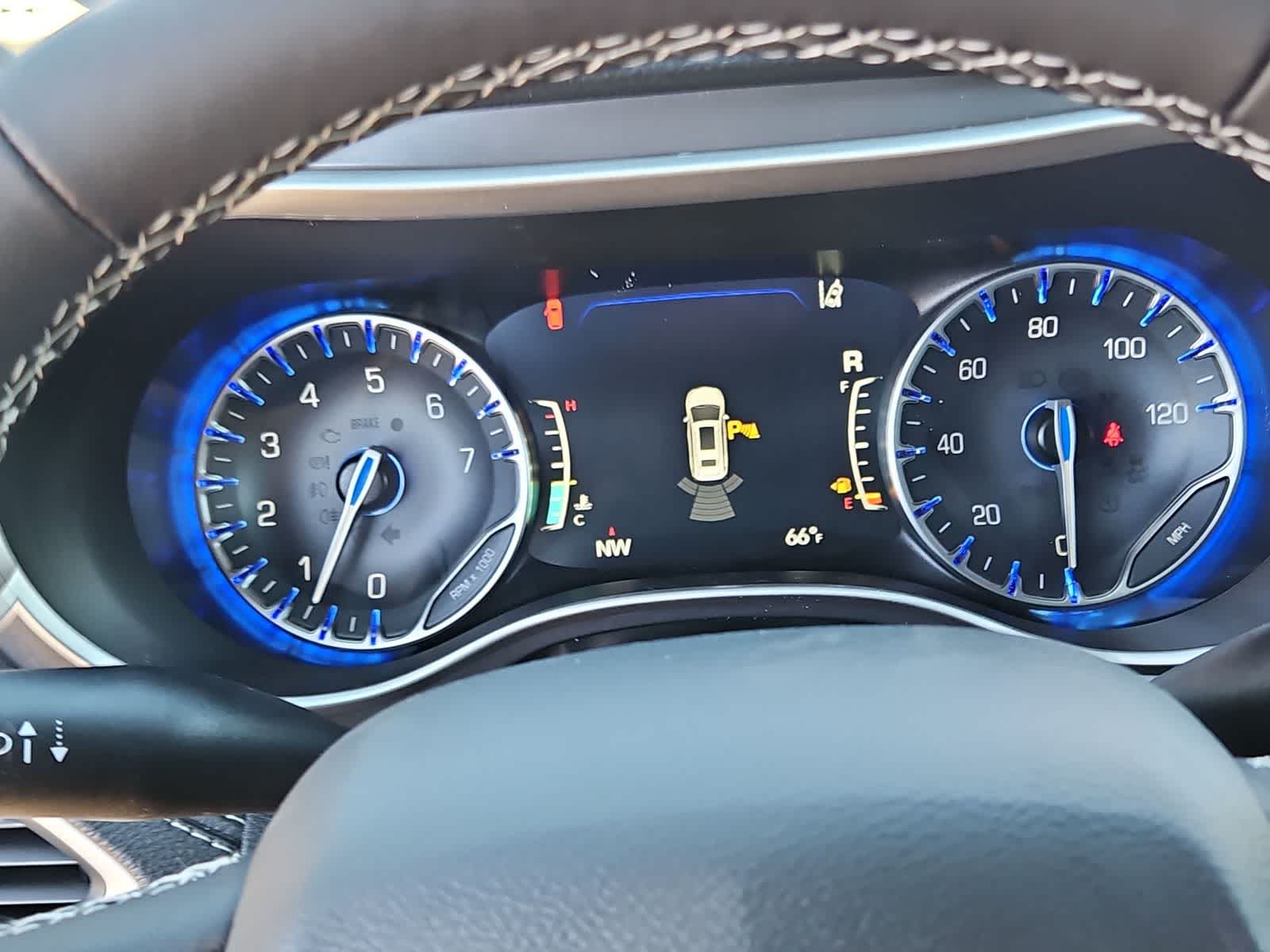 Thumbnail: 2026 Chrysler Pacifica - 31